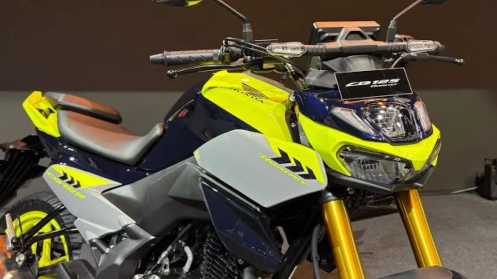 स्पोर्टी लुक में तहलका मचाने आई Honda Hornet 125, 124cc धाकड़ इंजन के साथ मिलेगा 60KM/L का दमदार माइलेज