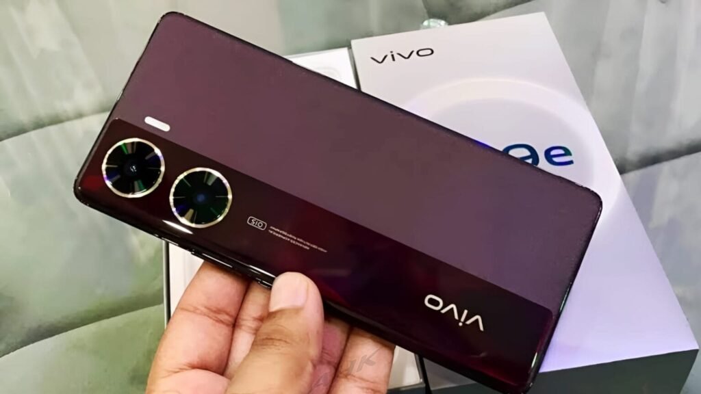 आकर्षक लुक के साथ लॉन्च हुआ Vivo का 5G स्मार्टफोन, 12GB रैम, 256GB स्टोरेज और 80W का फास्ट चार्जर